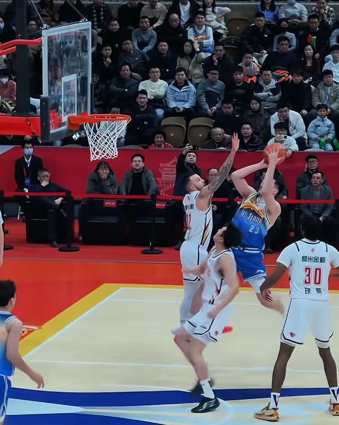 九博体育平台 -今晚CBA季后赛焦点战，曼城完成豪取连胜，底气十足，身体对抗强度拉满(曼城对热刺直播免费直播)