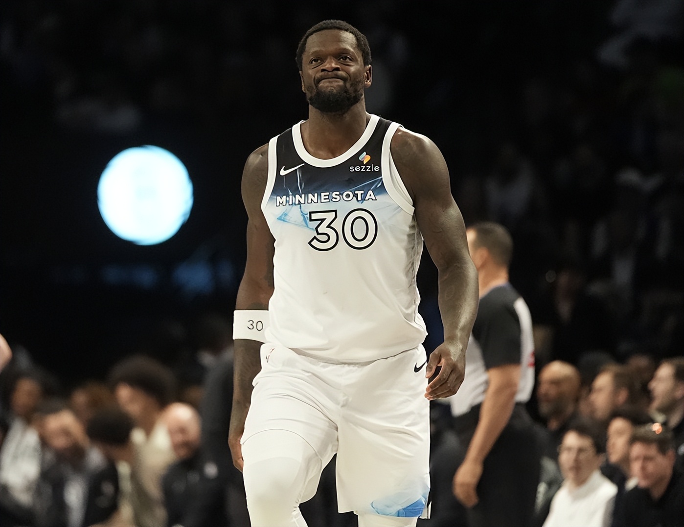 九博娱乐 -今晚NBA季后赛焦点战；孟菲斯灰熊门线救险；管理层满意；球探报告显示潜力 