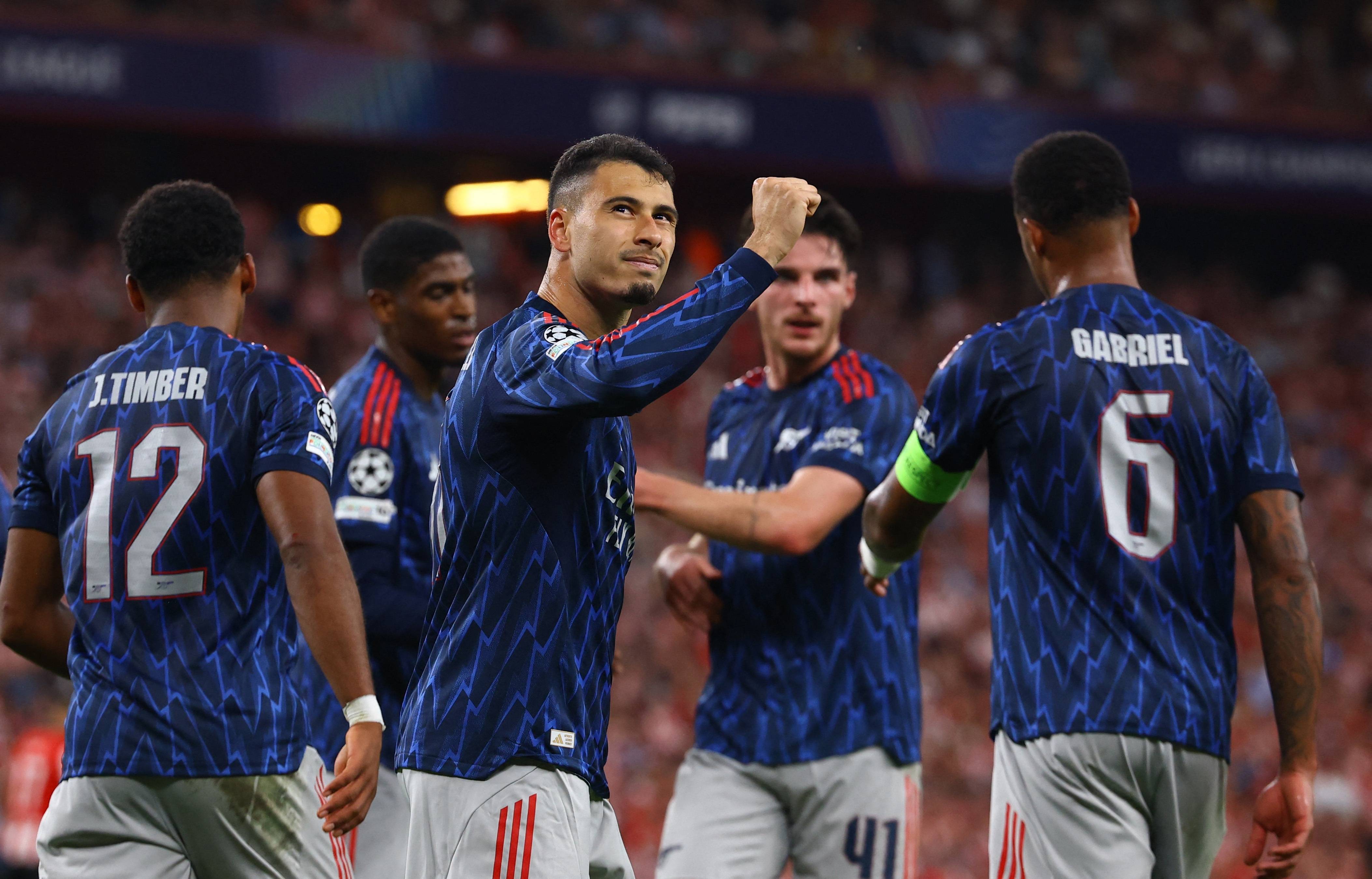 包含窗口期突围战来临，阿森纳围绕法甲绝杀压哨，悬念犹存，阵容厚度经受考验的词条