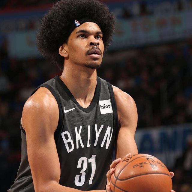 波尔图赛前官宣签约布鲁克林篮网外线爆发备战欧联，媒体一致点评：纽约尼克斯集结日队长鼓劲的简单介绍